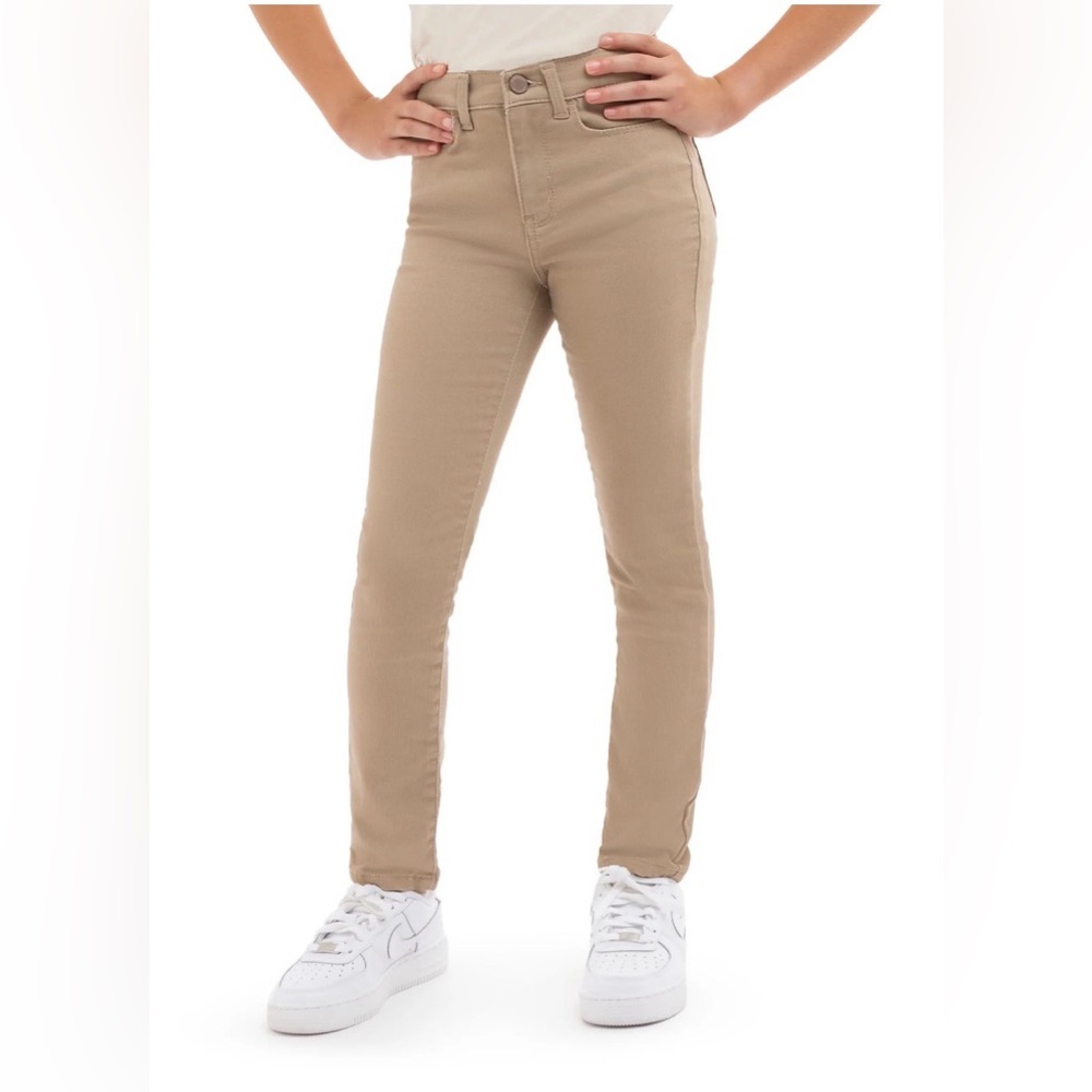 Jordache Kids Skinny Khaki Jeans – Size 7 Never worn no tags